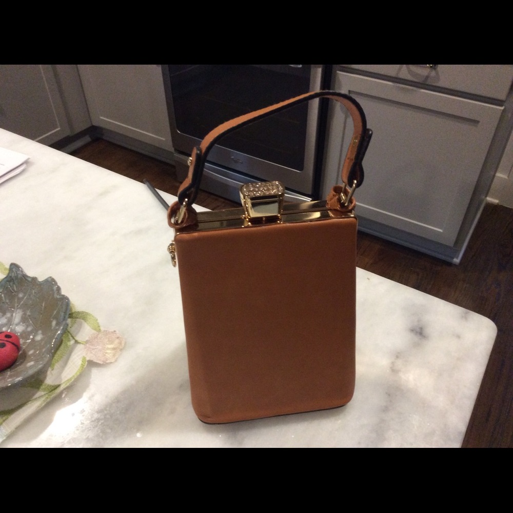 Brown leather-look purse with detachable strap